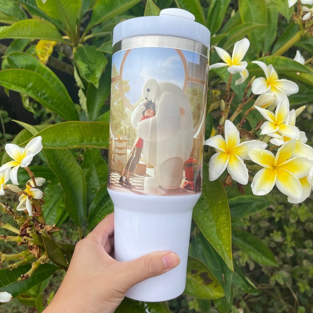 Disney Big Hero 6 Baymax 40 oz Tumbler/Water bottle/Mug with hand carry handle